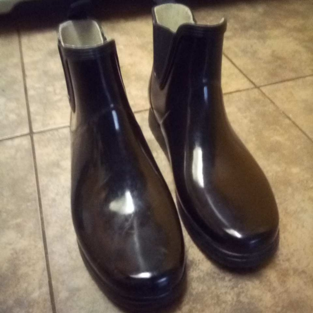 Triton rain boots